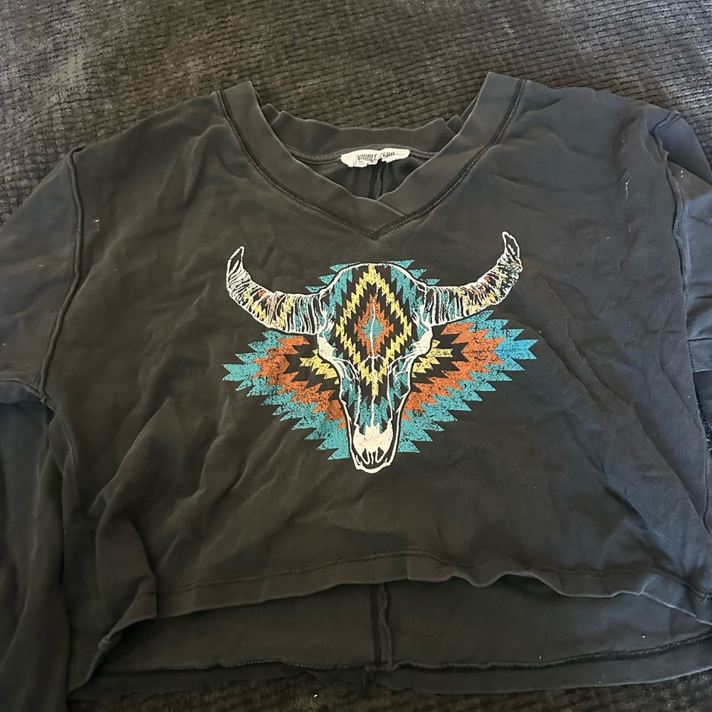 Black Cropped Sweatshirt with Bull Skull Design